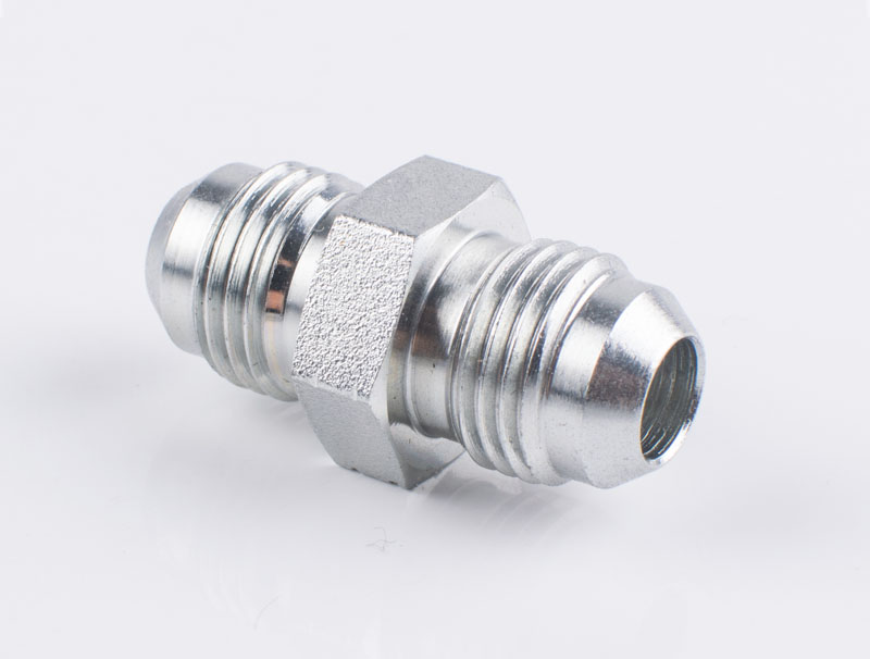 HYDRAULIC 1Q METRIC MALE 74°CONE